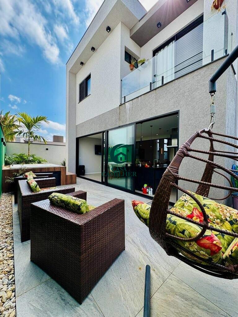 Casa à venda no Itapecerica: 