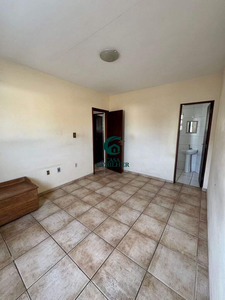 Apartamento à venda no Parque Santo Antônio: 