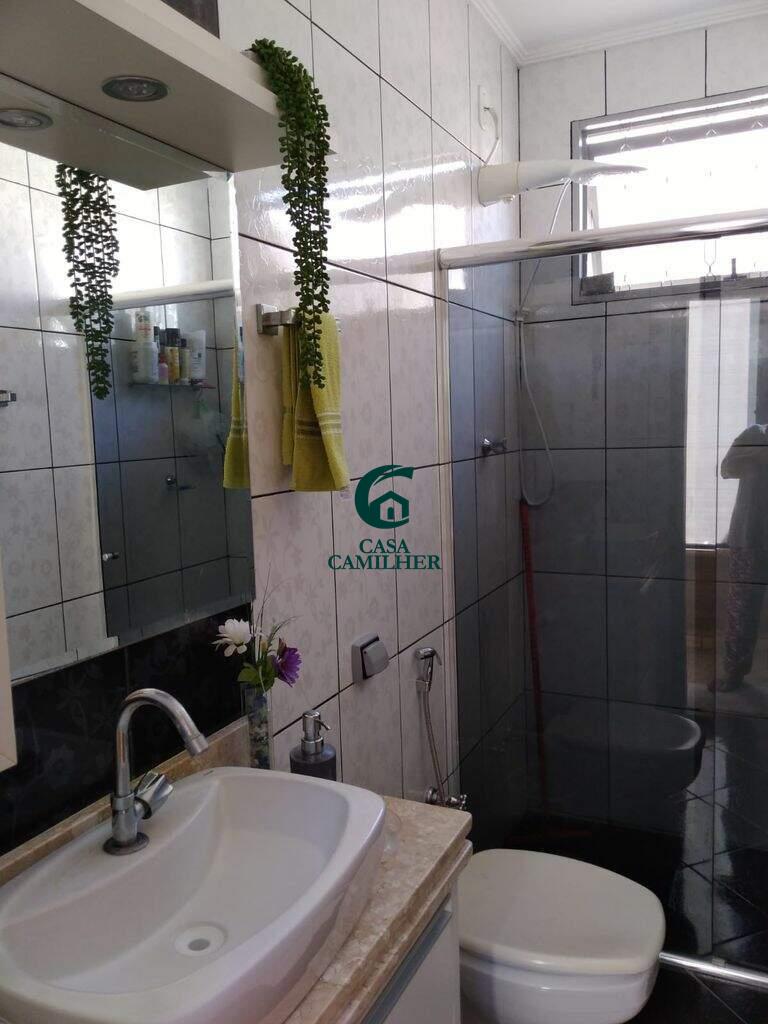 Casa à venda no Flor do Vale: 