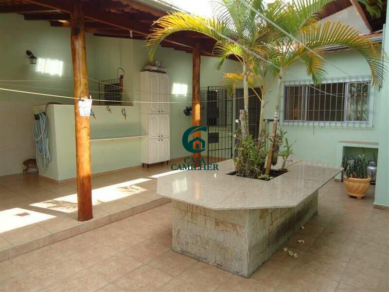 Casa à venda no Jardim Santa Clara: 