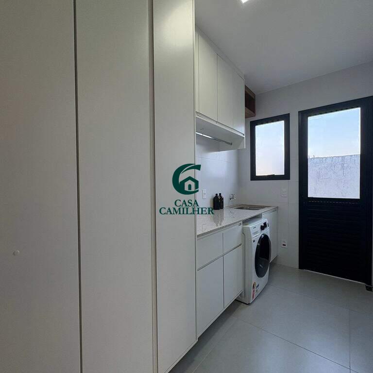 Casa à venda no Chácaras Cataguá: 