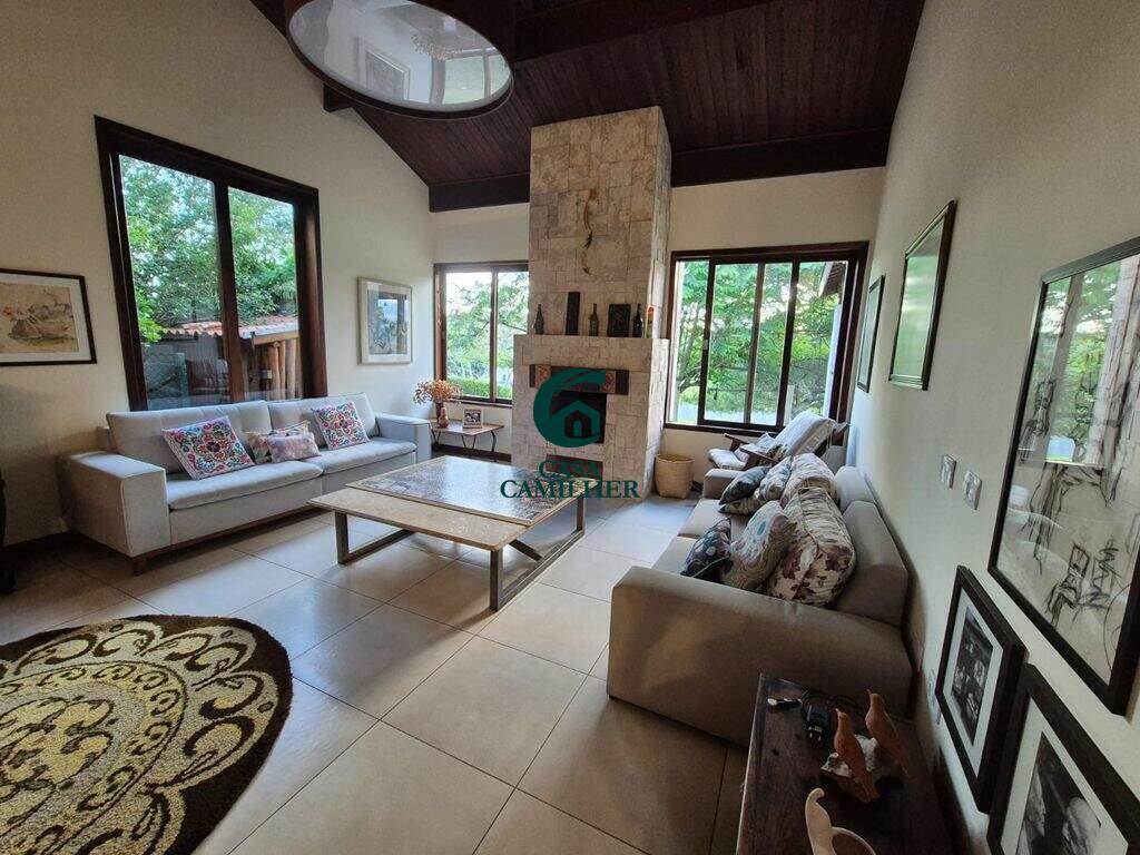 Casa à venda no Cataguá: 