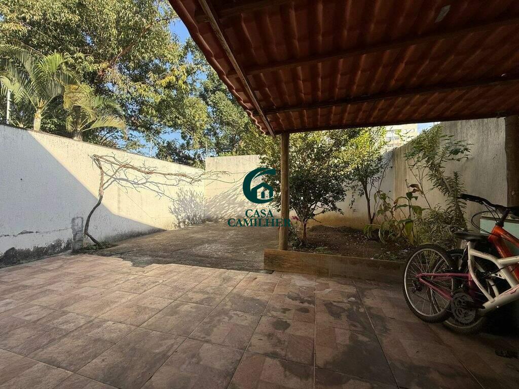 Casa à venda no Vila Iapi: 
