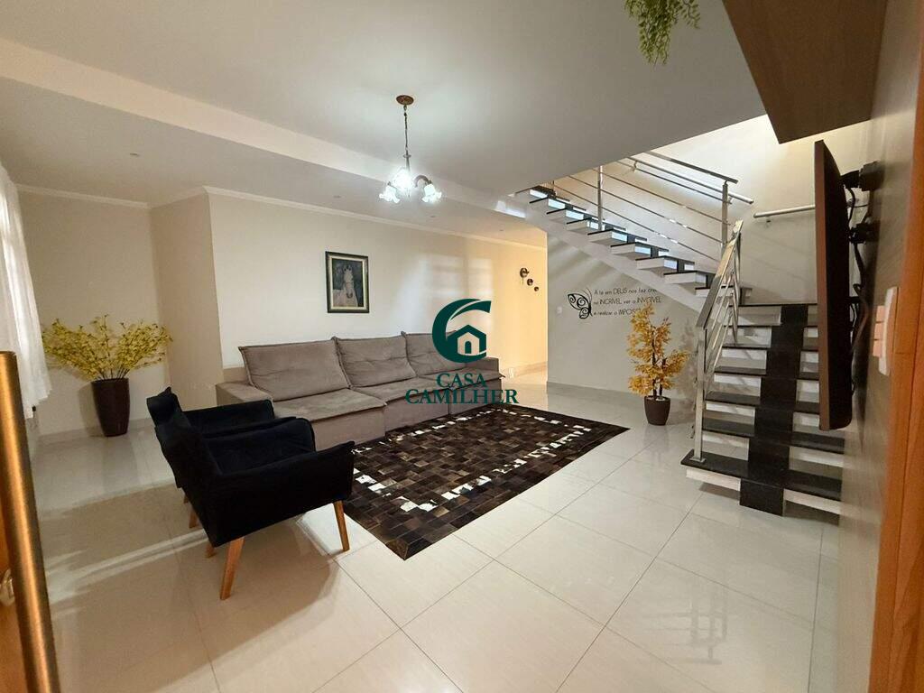 Casa à venda no Vila Iapi: 