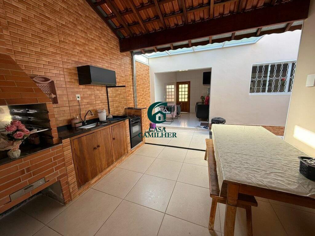 Casa à venda no Vila Iapi: 