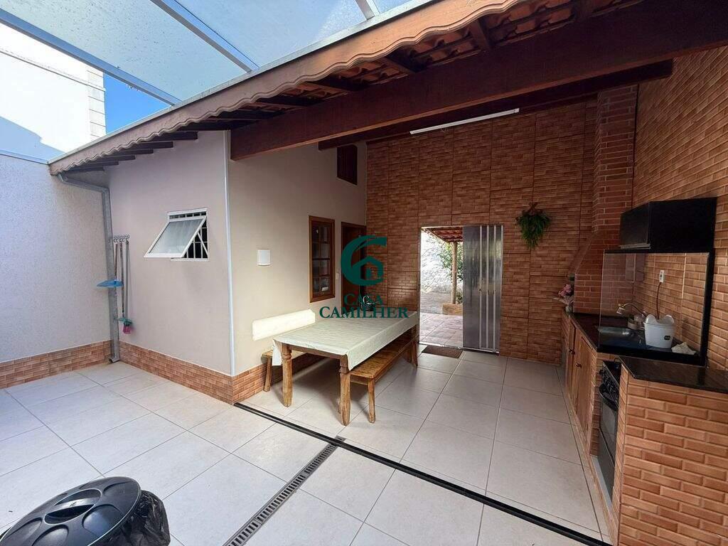 Casa à venda no Vila Iapi: 
