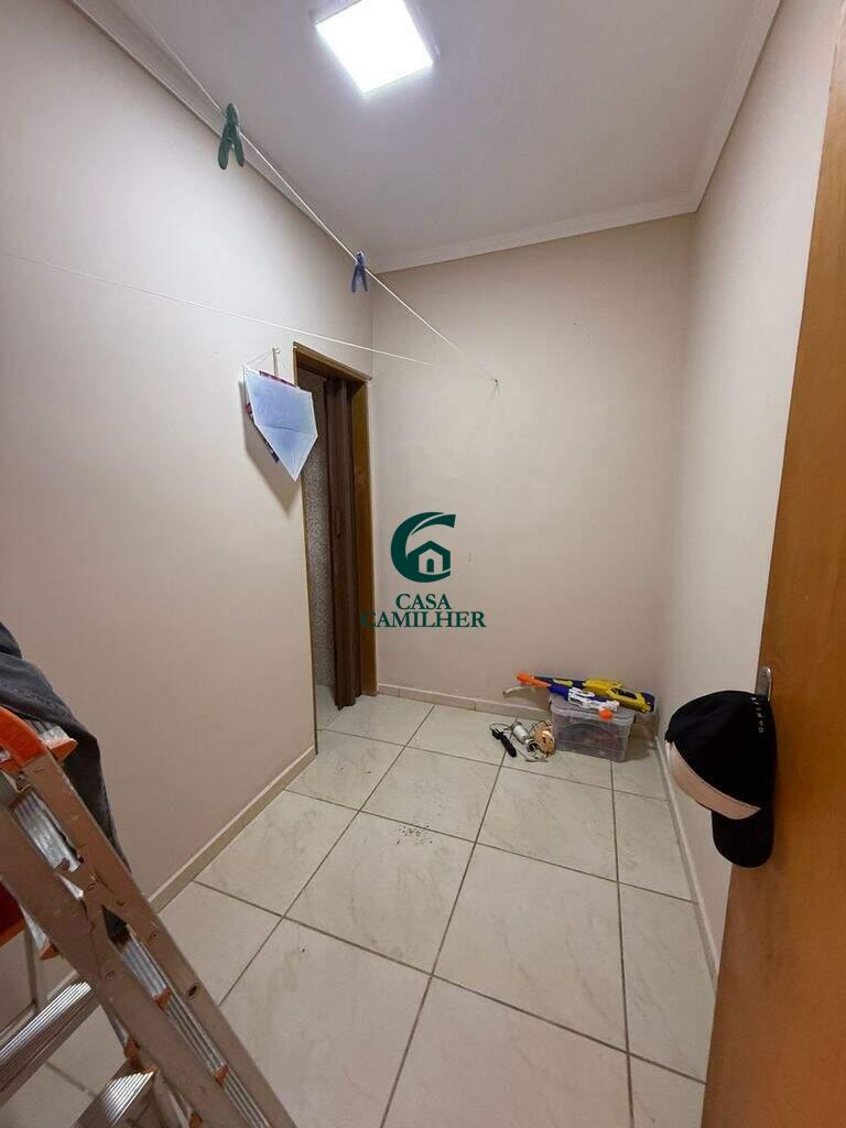 Casa à venda no Vila Iapi: 