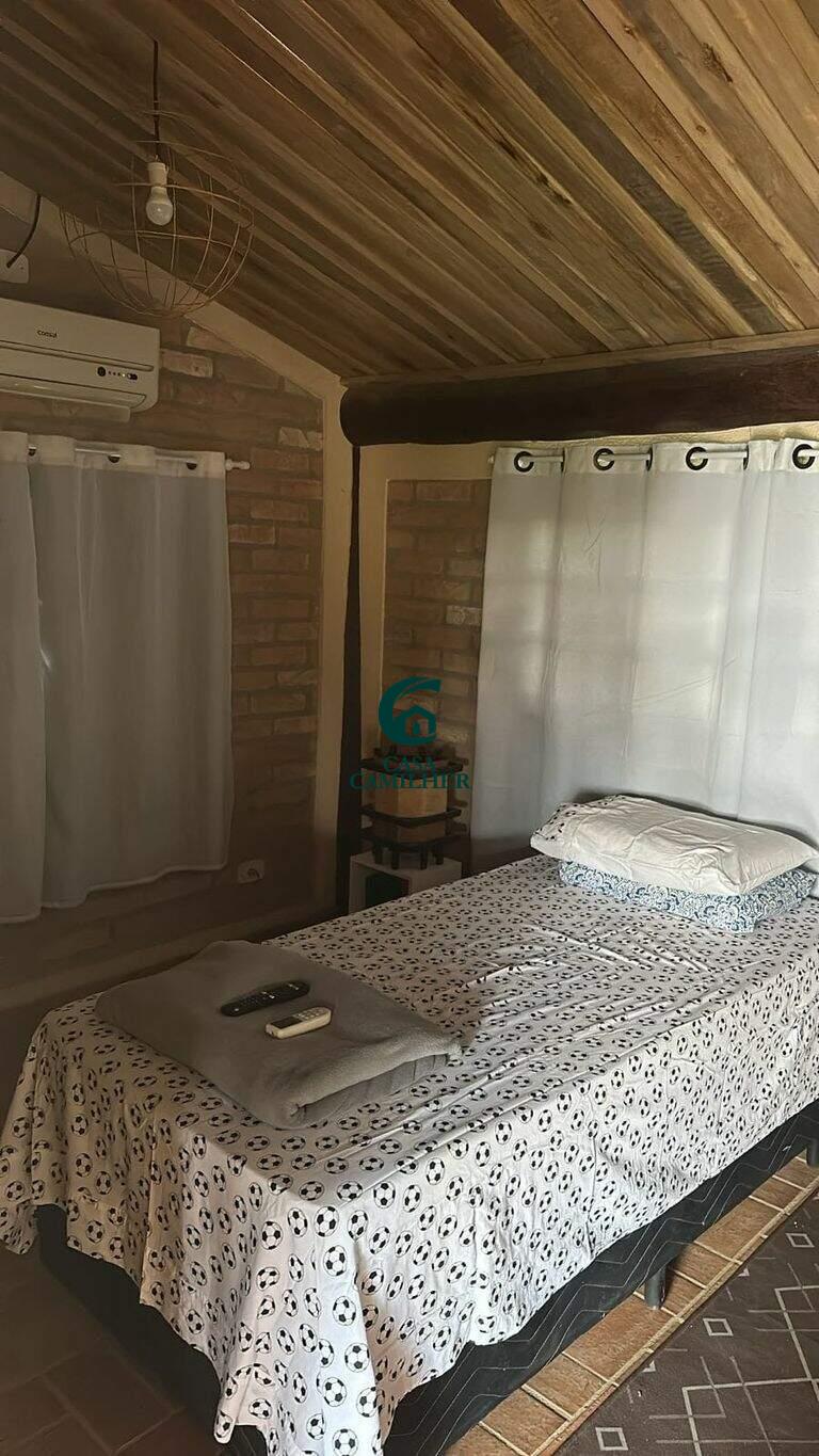 Casa à venda no Chácaras Cataguá: 