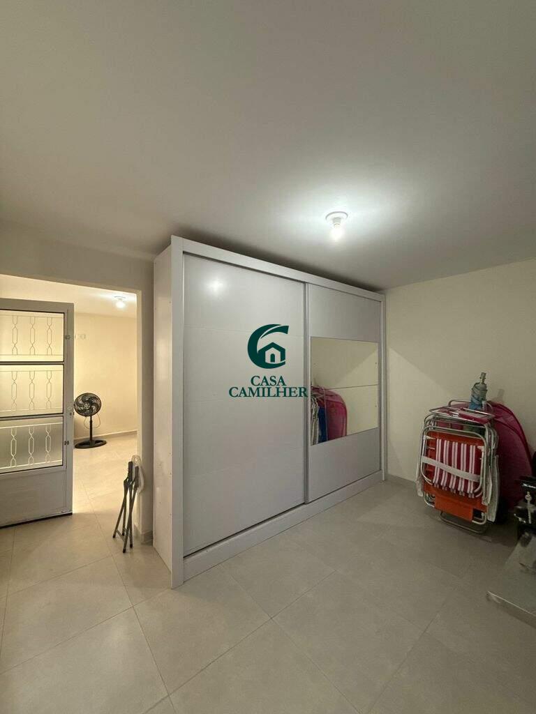 Casa à venda no Areão: 