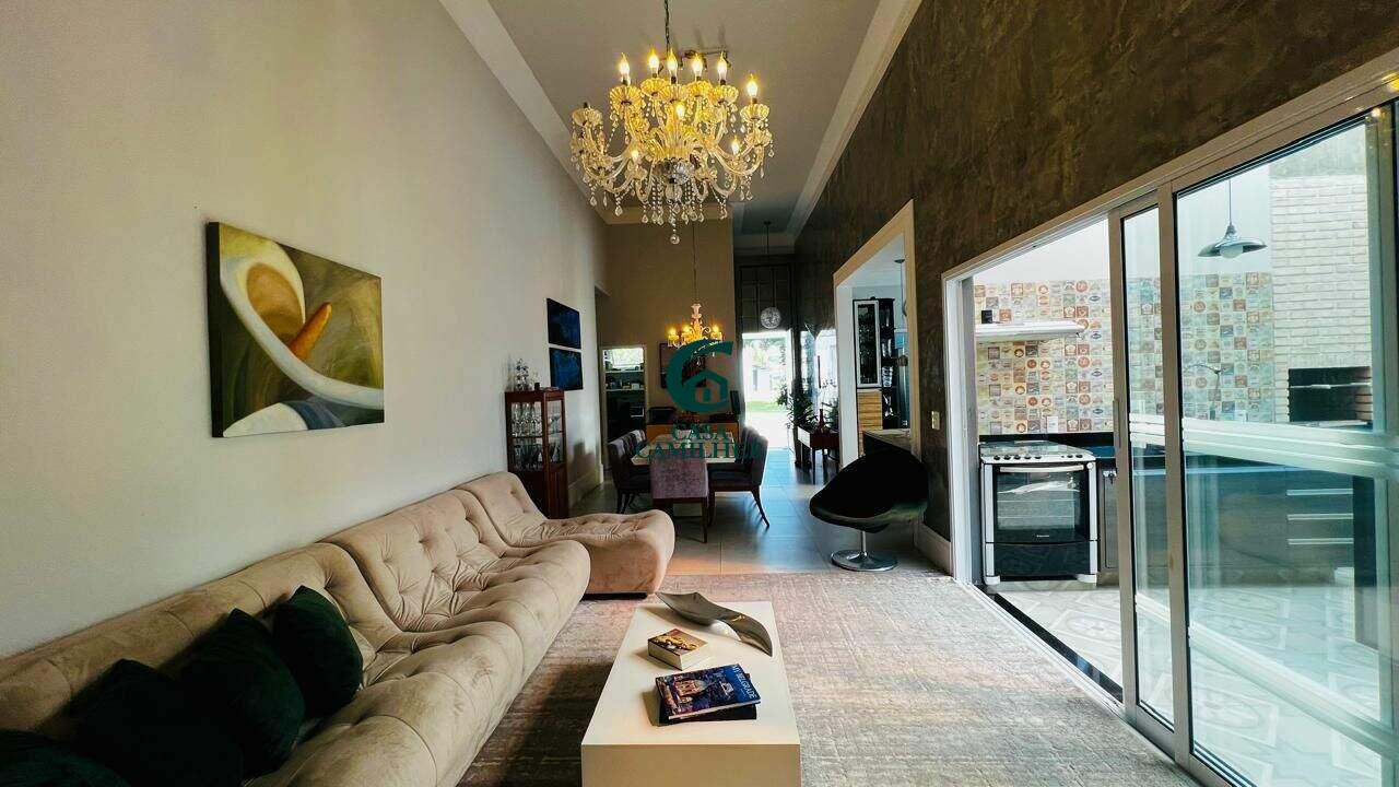 Casa à venda no Tremembe: 