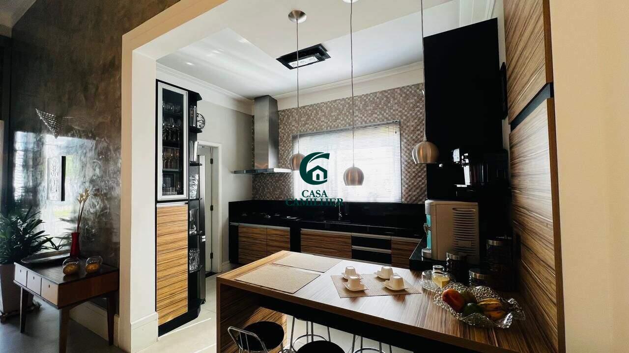 Casa à venda no Tremembe: 