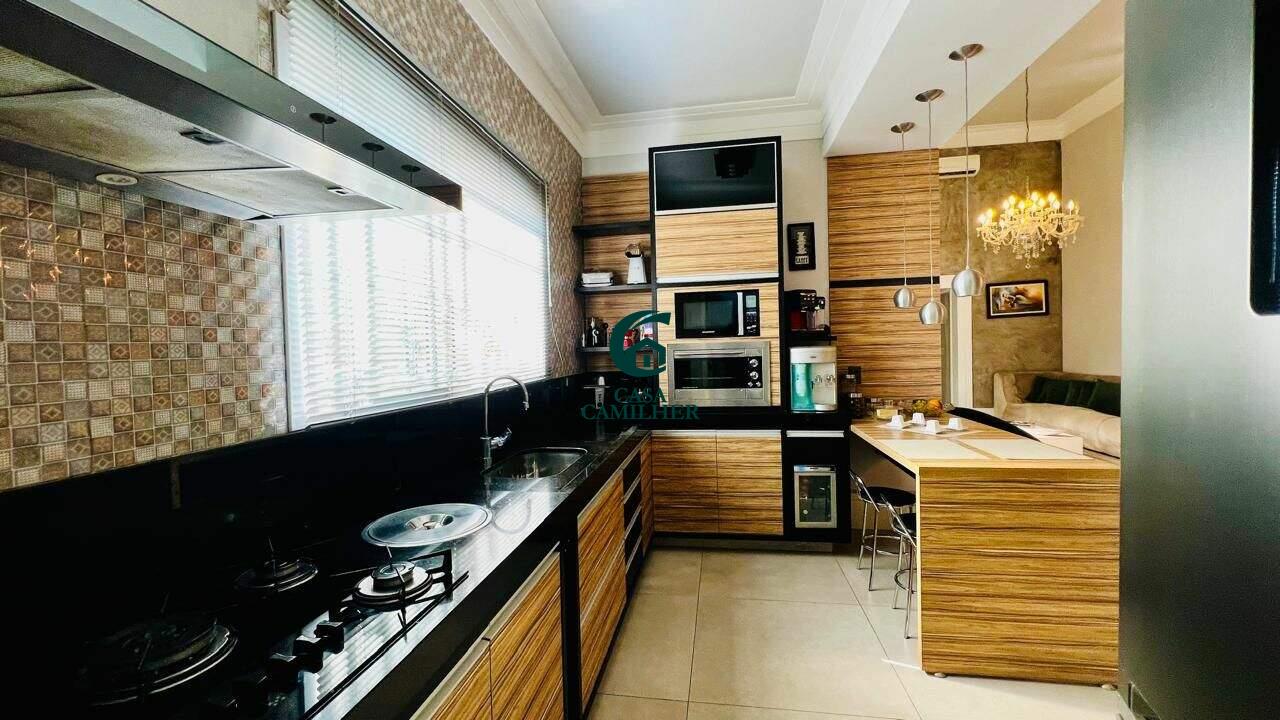 Casa à venda no Tremembe: 