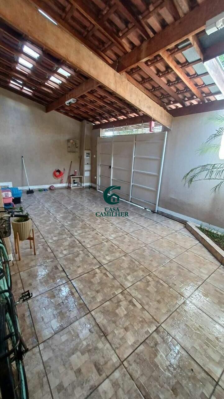 Casa à venda no Jardim Gurilandia: 