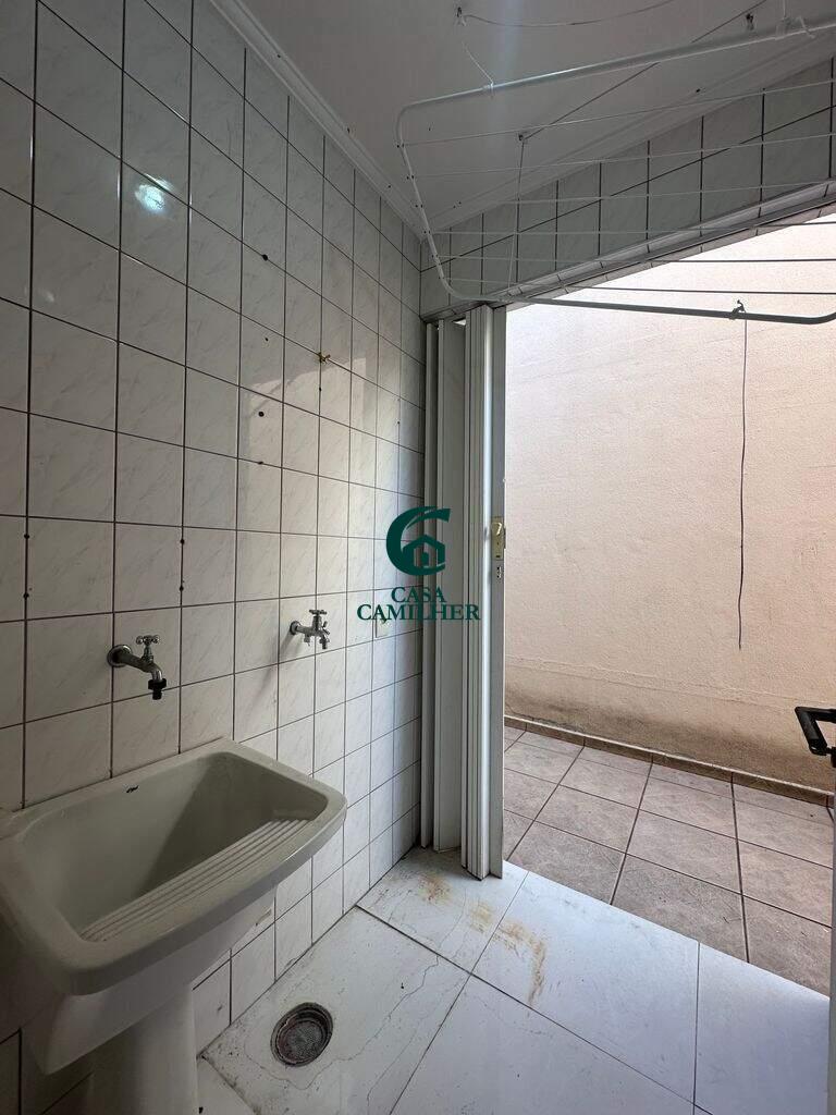 Casa à venda no Jardim Ana Rosa: 