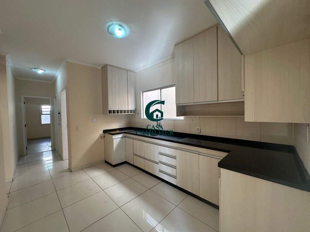 Casa à venda no Jardim Ana Rosa: 