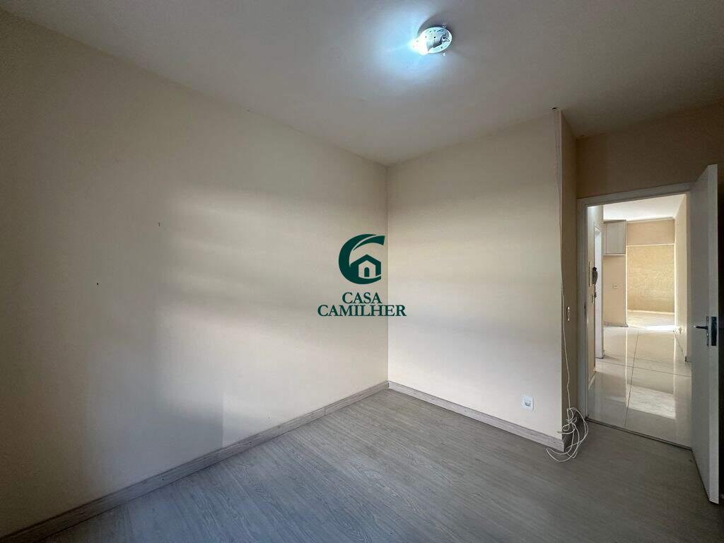 Casa à venda no Jardim Ana Rosa: 