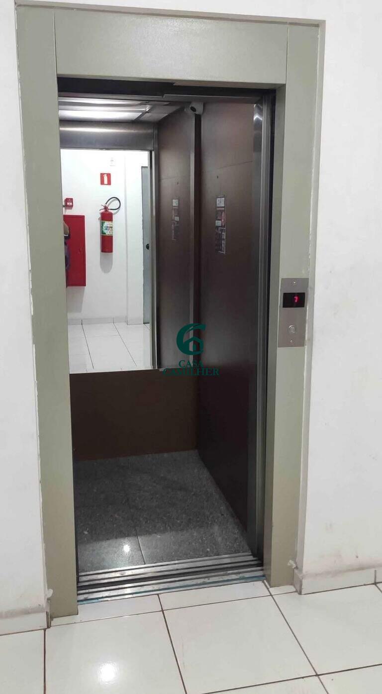 Apartamento à venda no Areão: 