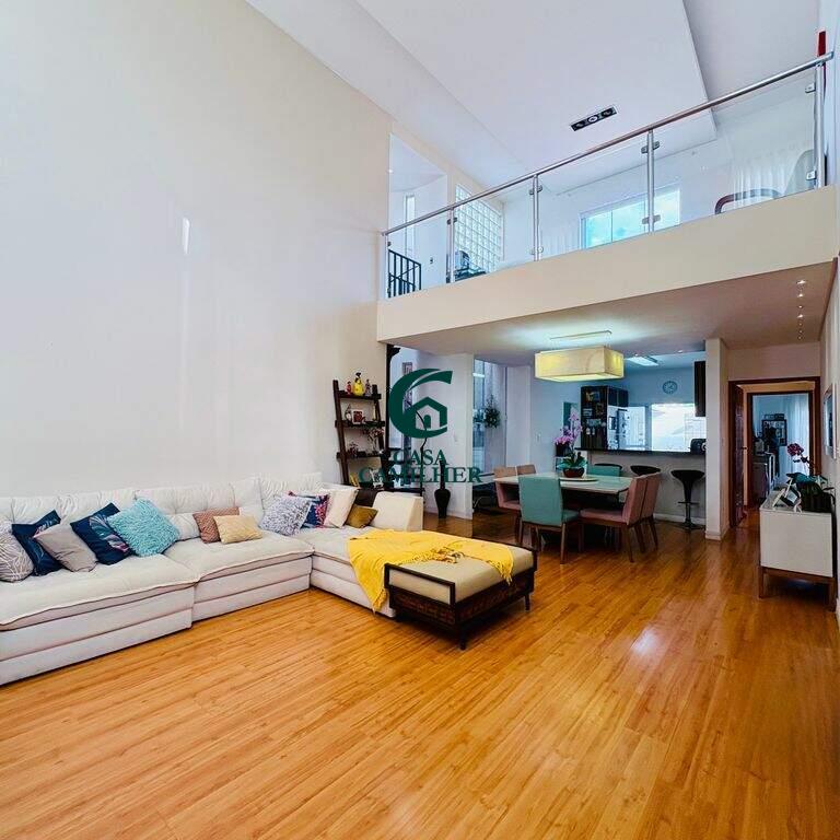 Casa à venda no Castelo: 