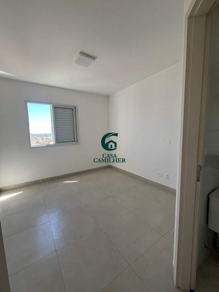 Apartamento à venda no Jardim das Nações: 