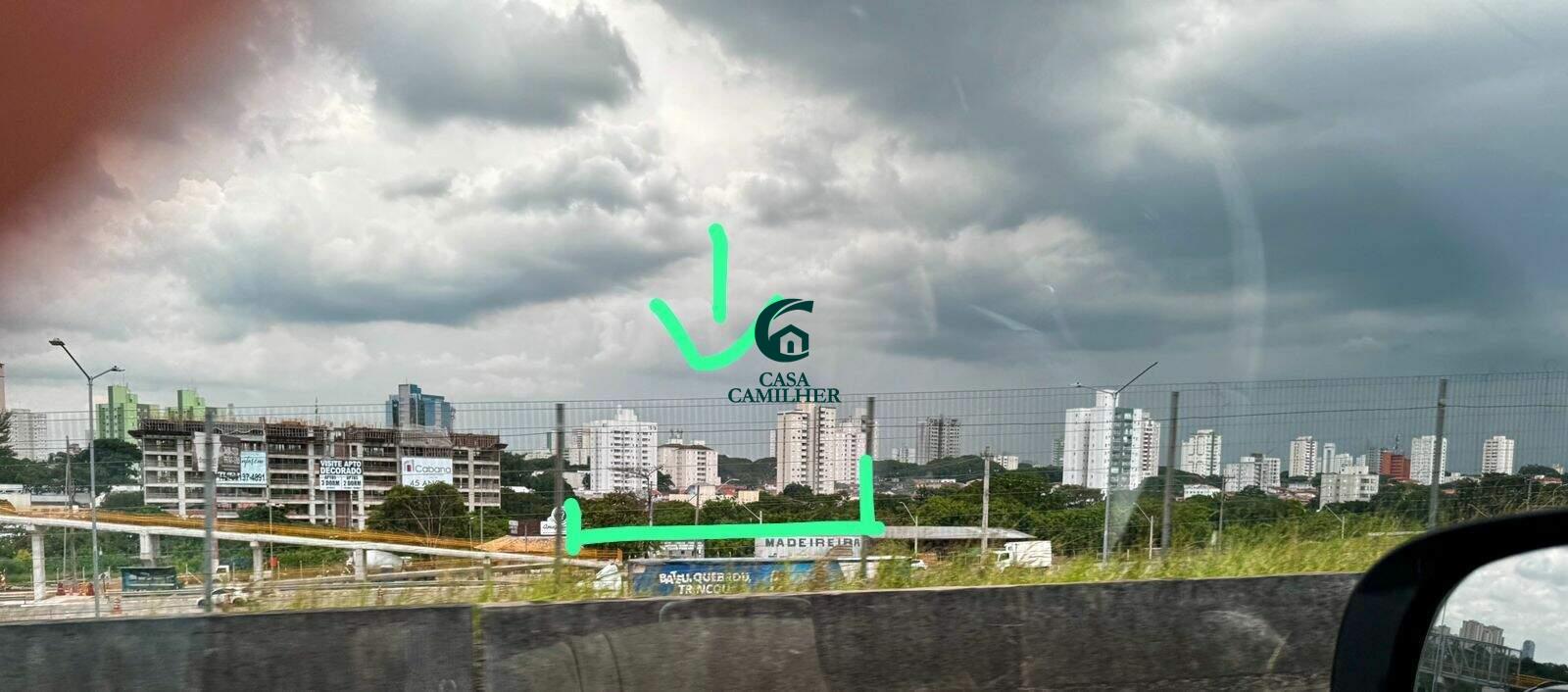 Área à venda no Parque Industrial: 