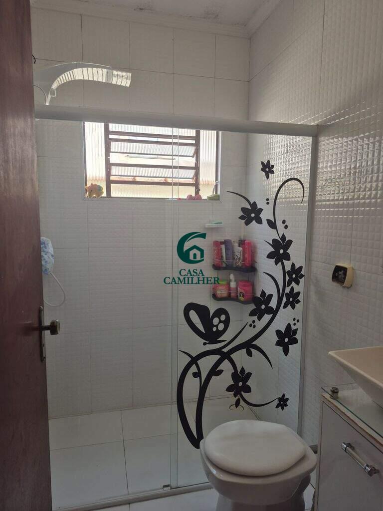 Casa à venda no Parque Arco Íris: 