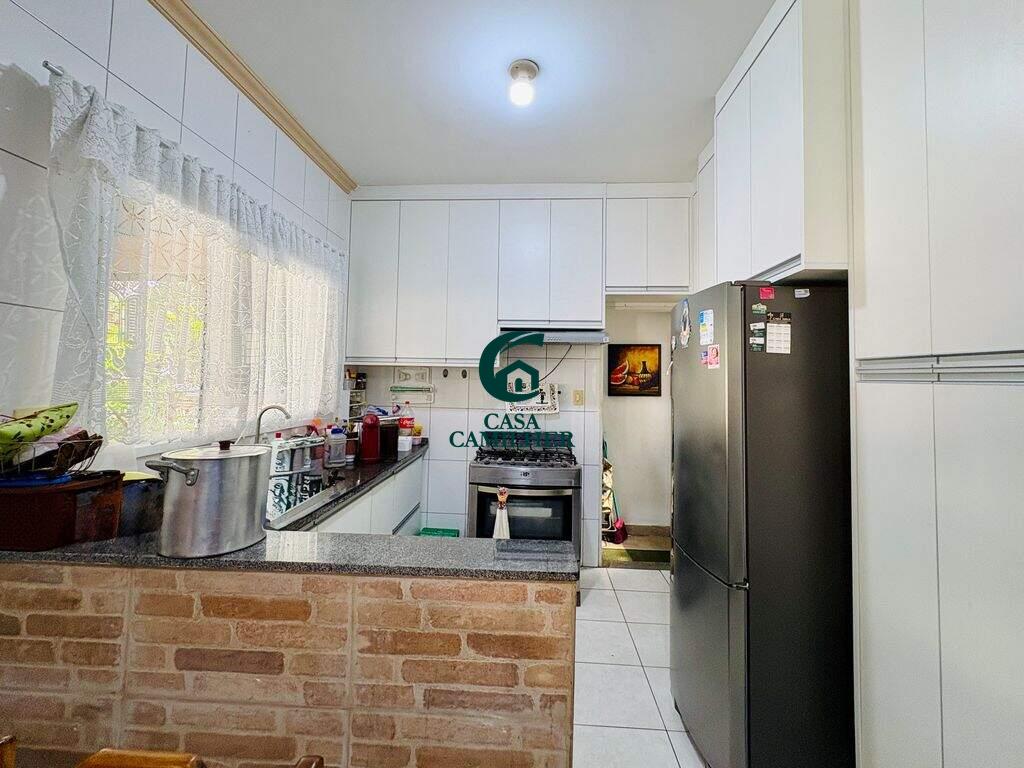 Casa à venda no Monte Belo: 