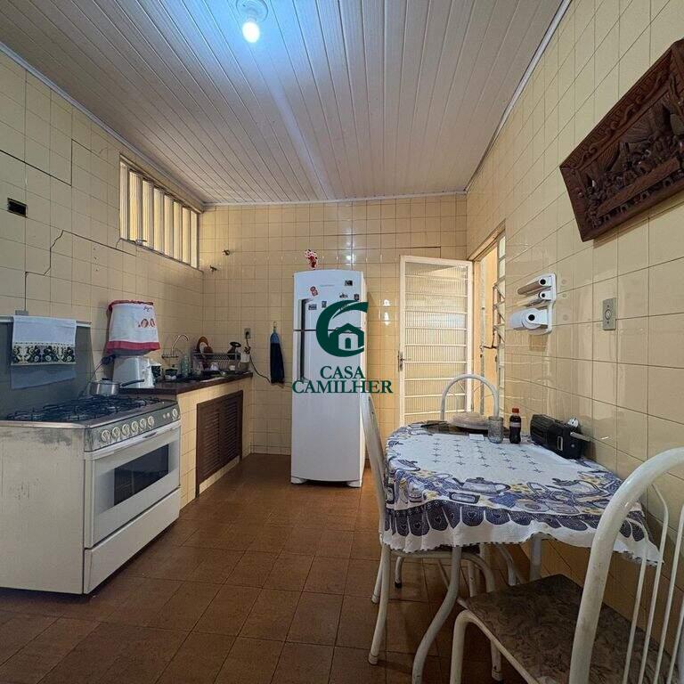 Casa à venda no Vila Jaboticabeira: 