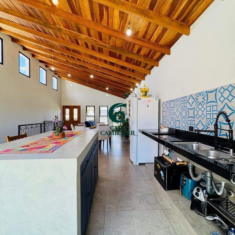 Casa à venda no Jardim Marlene Miranda: 