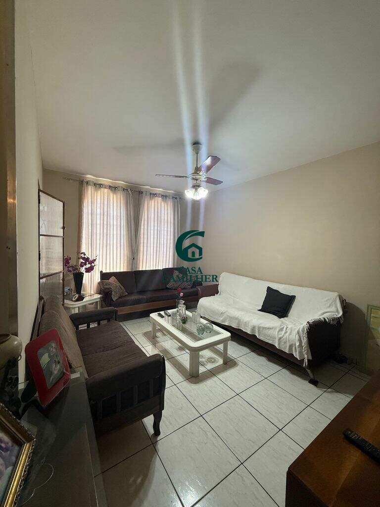 Casa à venda no Jardim da Luz: 