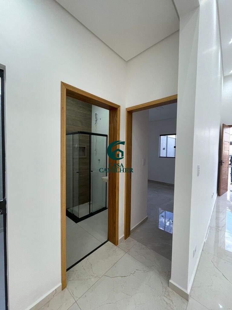 Casa à venda no Areão: 