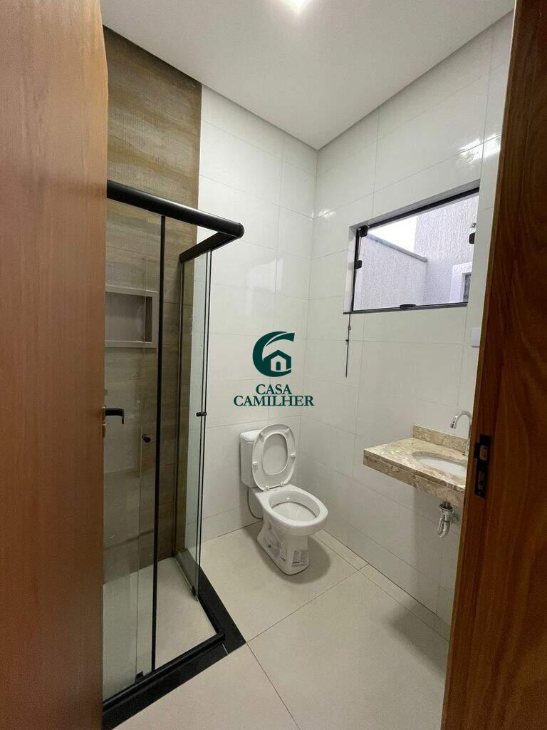 Casa à venda no Areão: 