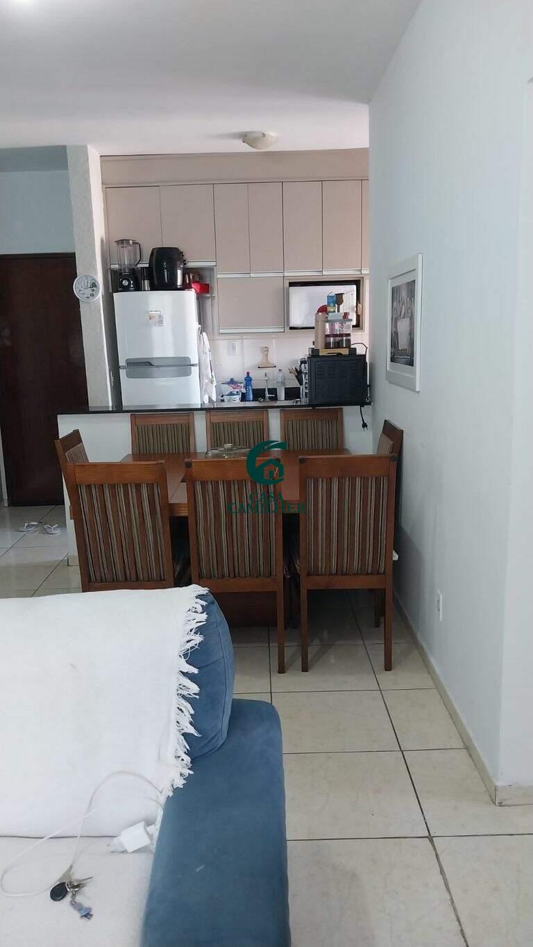 Apartamento à venda no Cecap: 