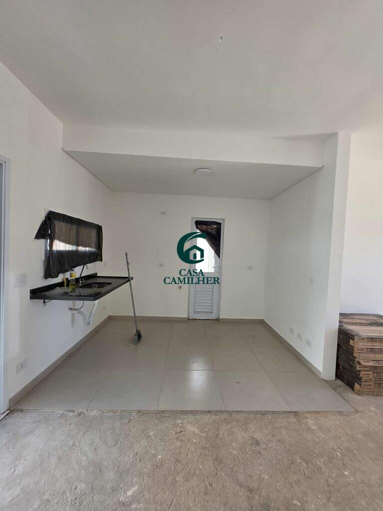 Casa à venda no Piracangaguá: 