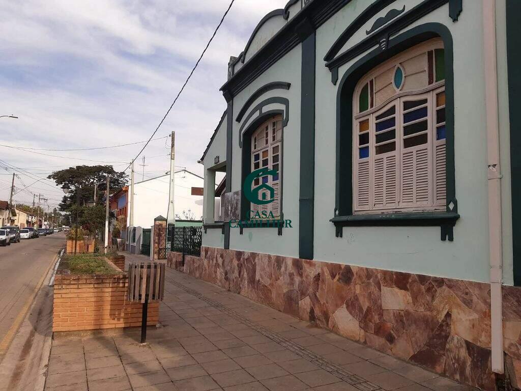 Casa à venda no Quiririm: 