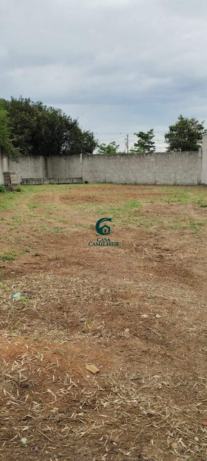 Terreno/Lote à venda no Piracangaguá: 