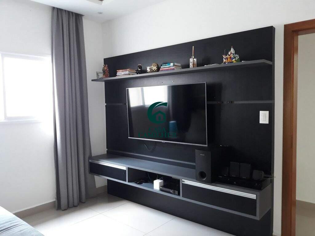 Casa à venda no Castelos: 