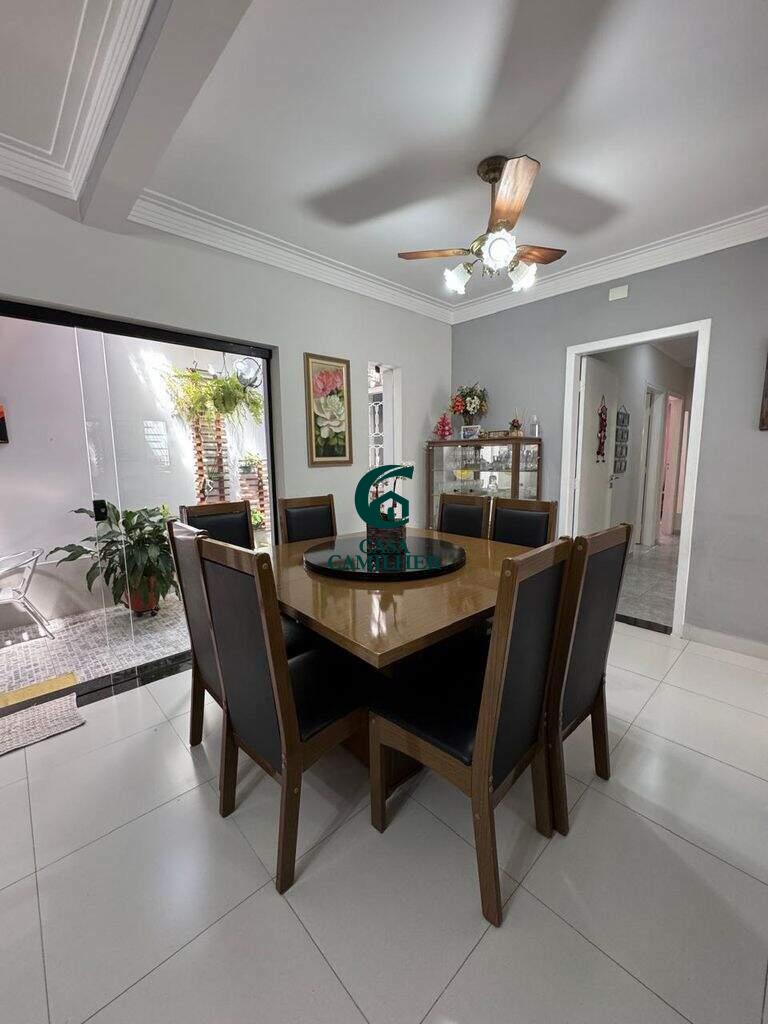 Casa à venda no Jardim Maria Augusta: 