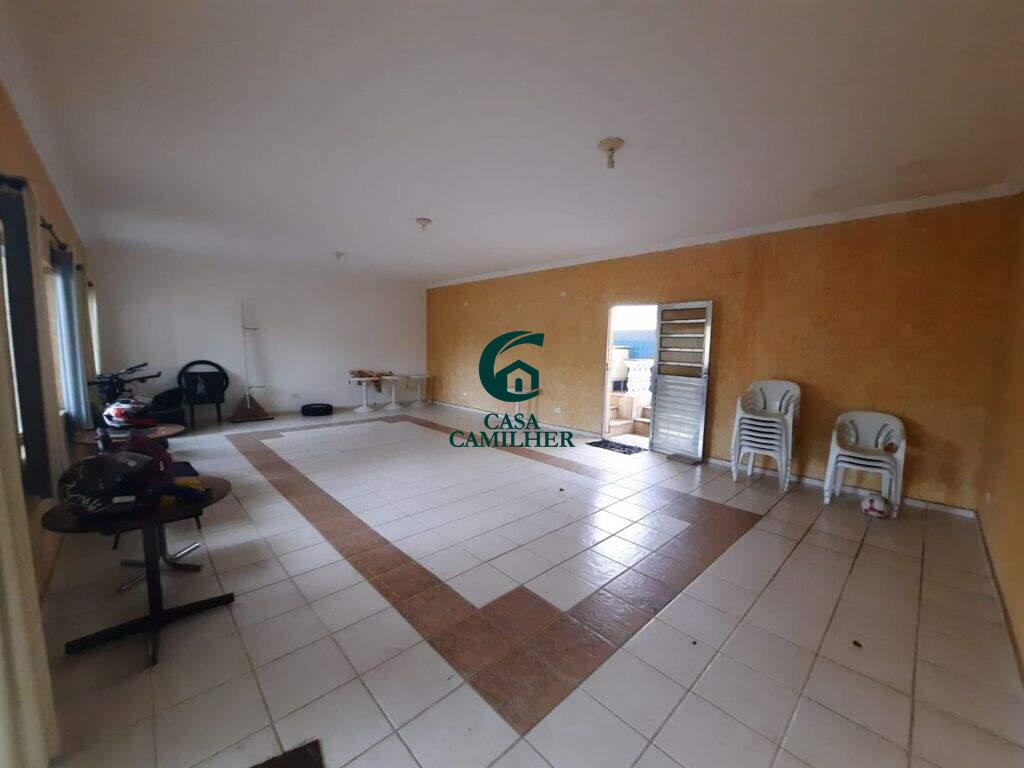 Casa à venda no Jardim Ana Rosa: 