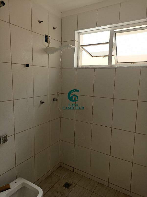 Casa para aluguel no Jardim Maria Augusta: 