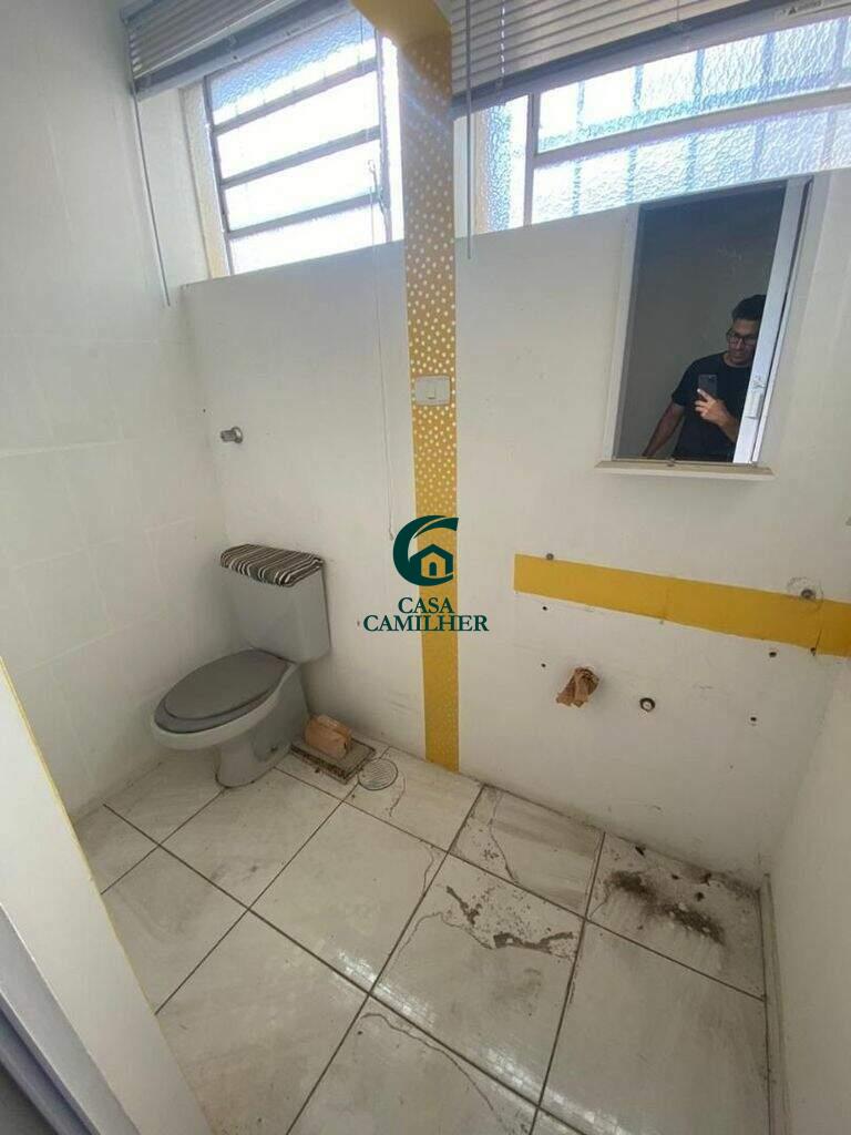 Ponto Comercial para aluguel no Jardim Maria Augusta: 