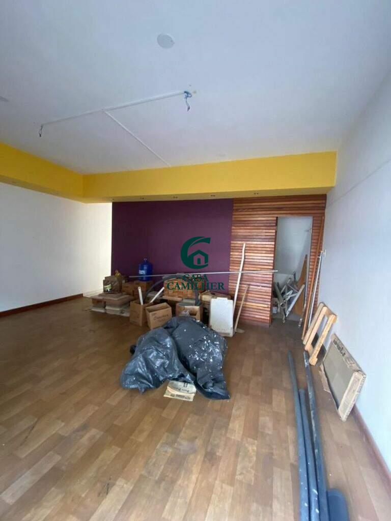 Ponto Comercial para aluguel no Jardim Maria Augusta: 