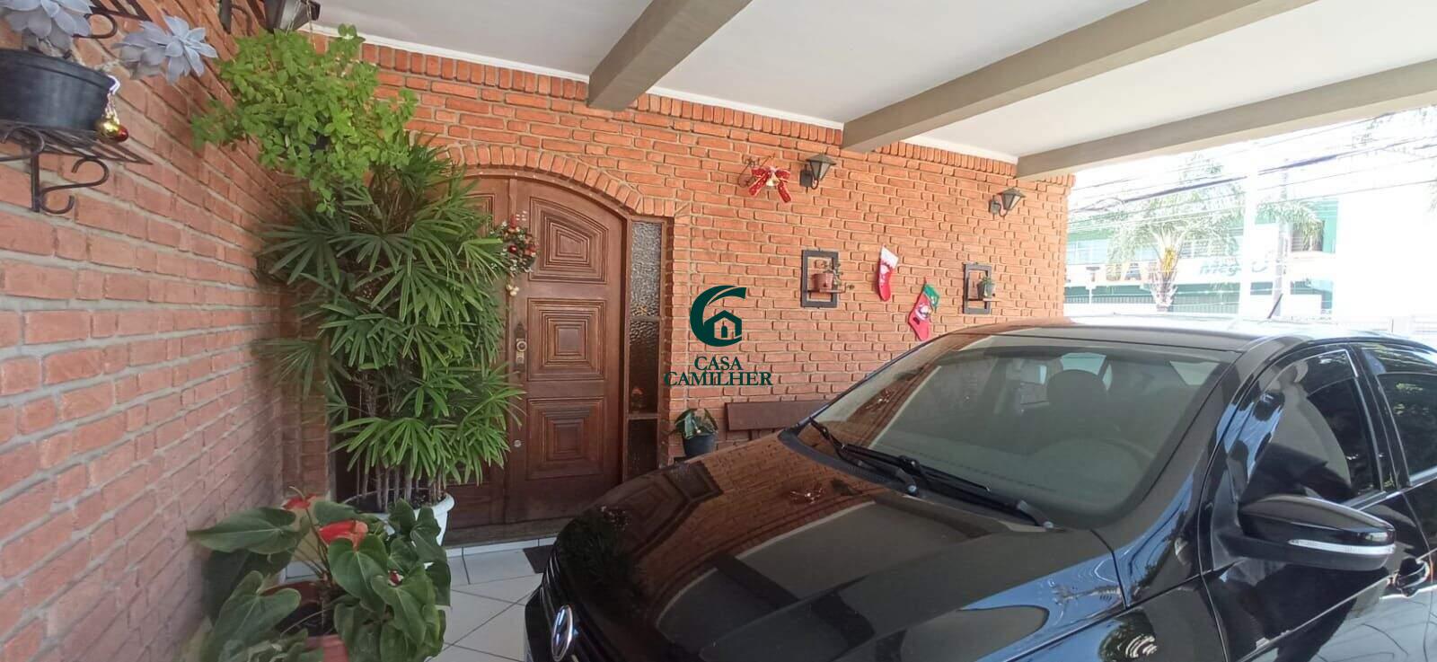 Casa Comercial para aluguel no Jardim Maria Augusta: 