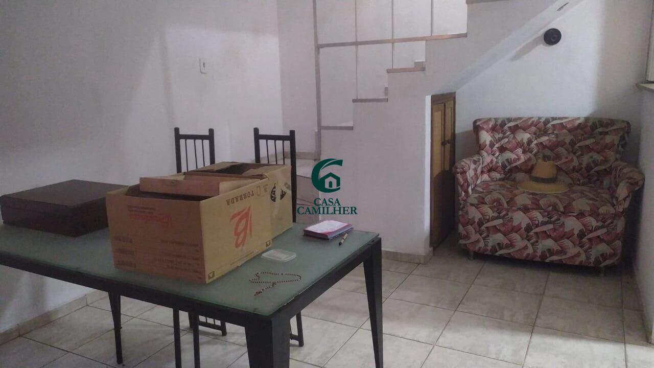 Casa para aluguel no Centro: 