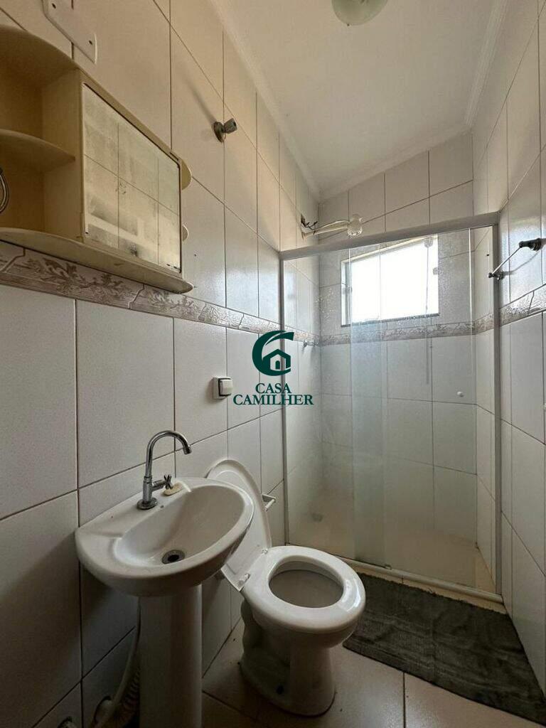 Ponto Comercial para aluguel no Jardim Maria Augusta: 