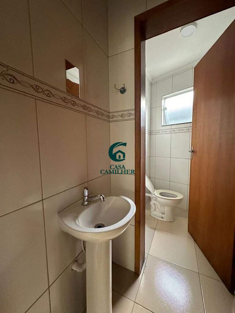 Ponto Comercial para aluguel no Jardim Maria Augusta: 