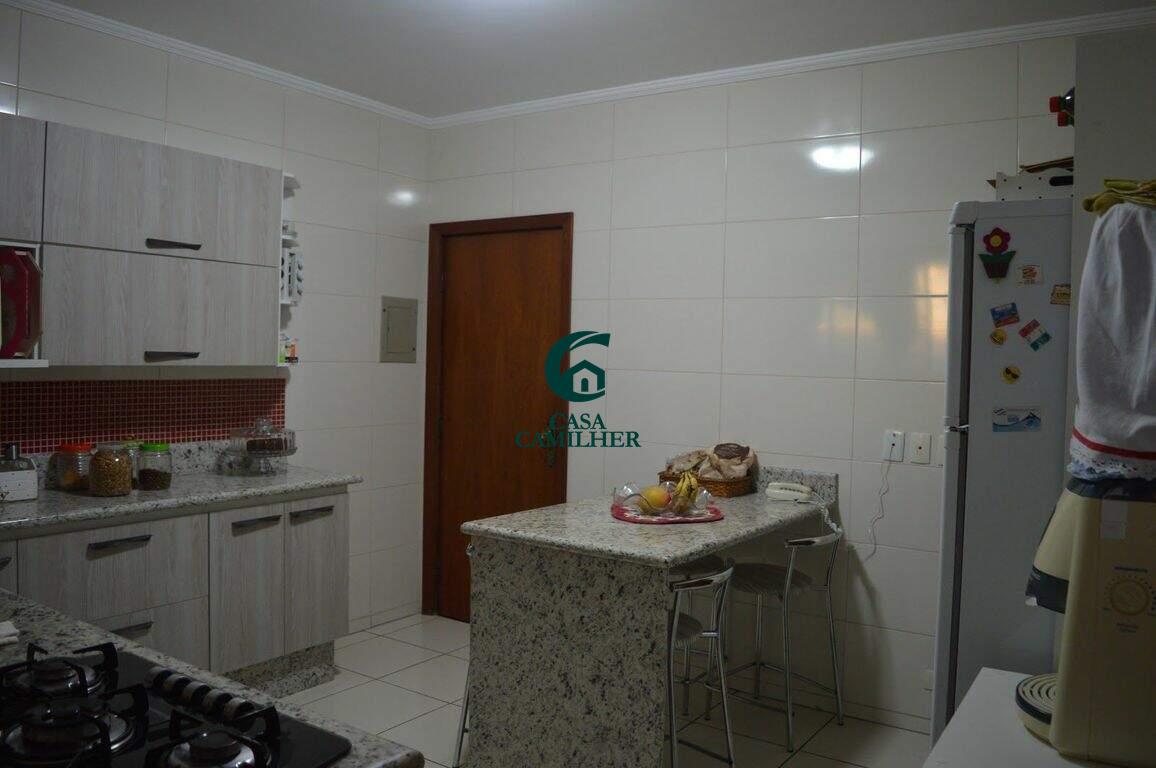 Apartamento para aluguel no Jardim das Nações: 