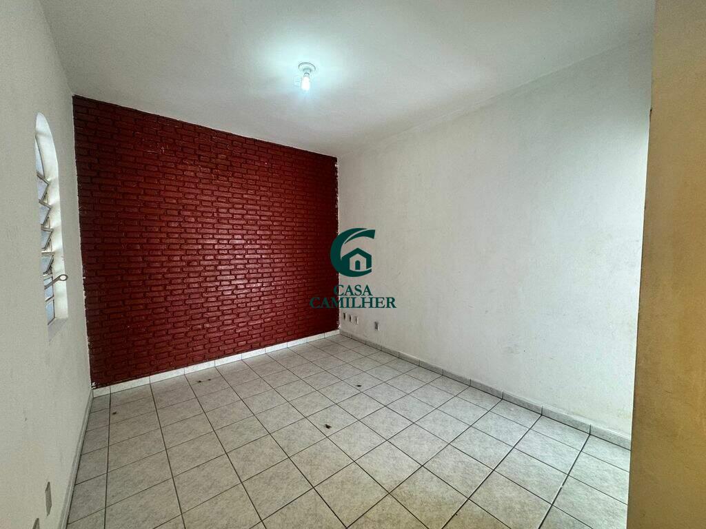 Casa para aluguel no Vila Jaboticabeira: 