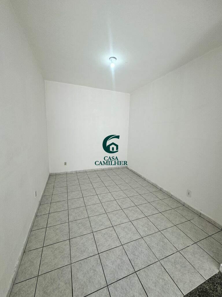 Casa para aluguel no Vila Jaboticabeira: 