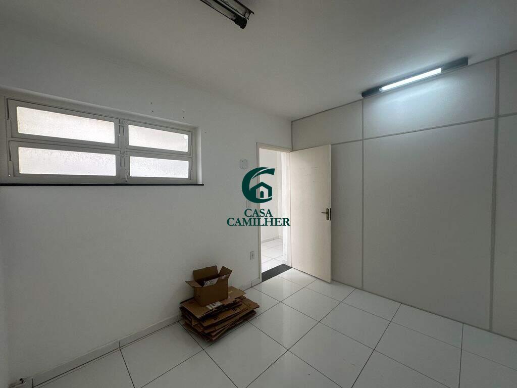 Prédio para aluguel no Centro: 