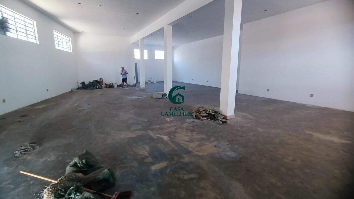 Ponto Comercial para aluguel no Jardim Ana Rosa: 